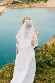 婚纱礼服背影图片