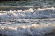 海洋海浪翻腾图片