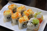 日本鱼子寿司图片