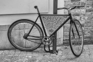 复古自行车黑白图片