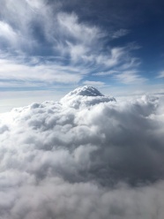 天空中的云团图片