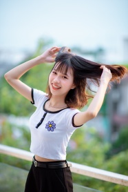 大学生福利美女图片