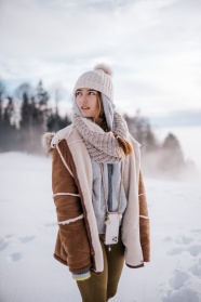 冬季俄罗斯女生图片