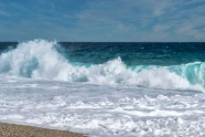 海滩波涛大浪景观图片