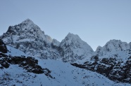 罗莎山脉雪山景观图片