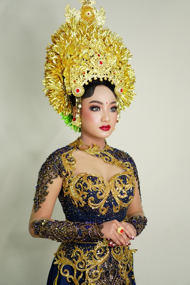 印度尼西亚美女写真图片