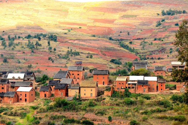 马达加斯加村庄房屋图片