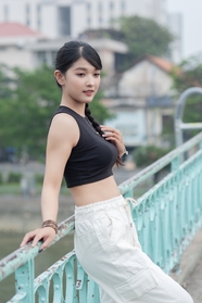 亚洲时尚性感运动风美女写真图片