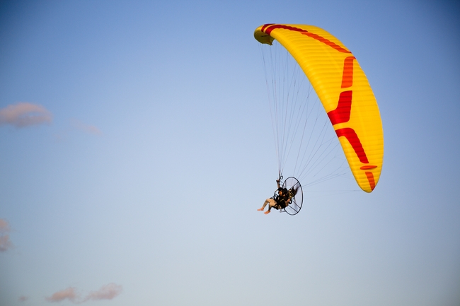 极限高空滑翔伞运动摄影图片