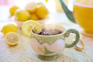 新鲜柠檬热茶饮图片