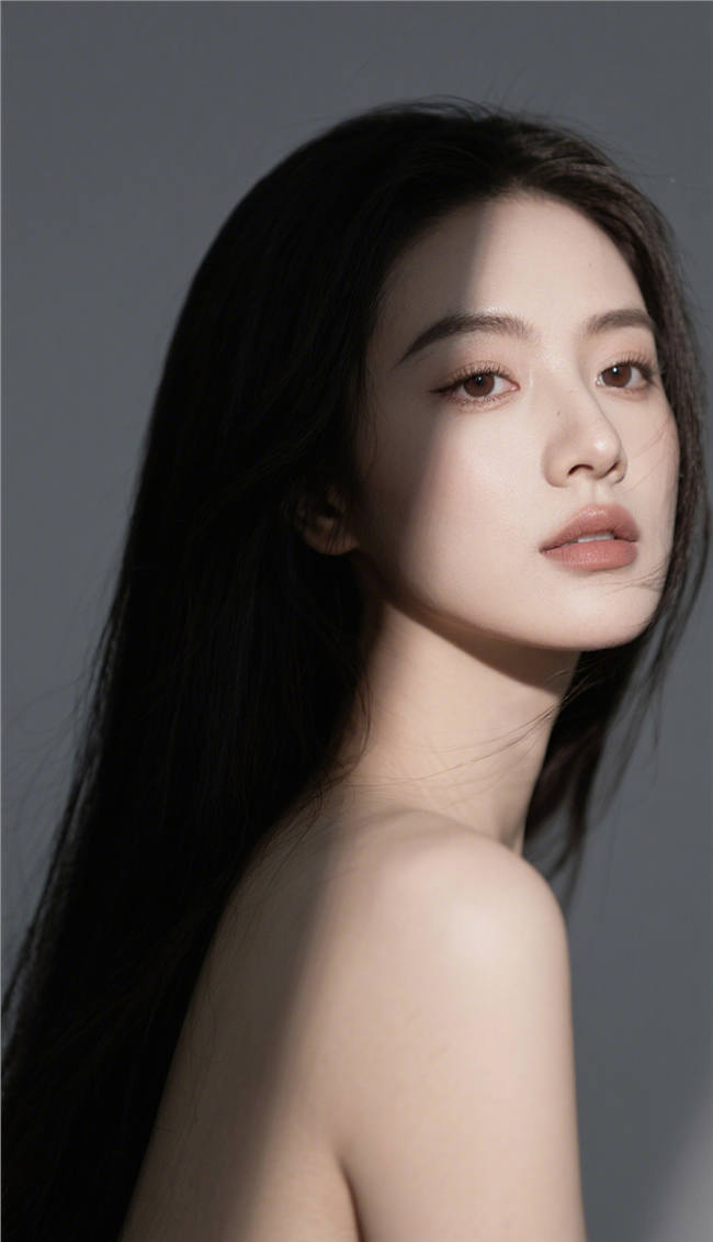 亚洲年轻模特美女人像艺术摄影