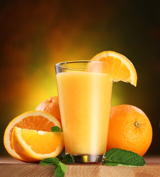 黄色鲜橙汁图片