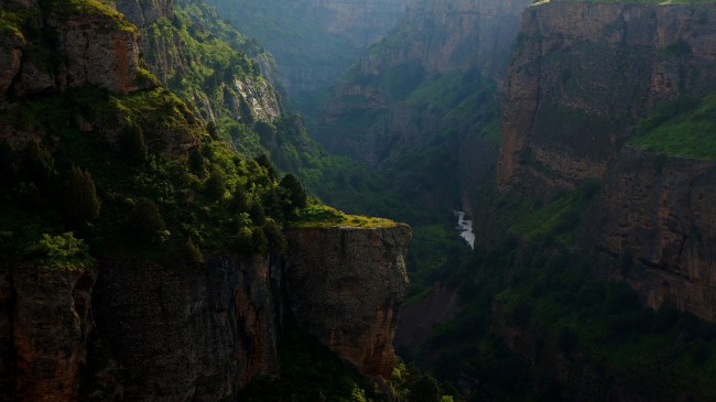 高山峡谷图片