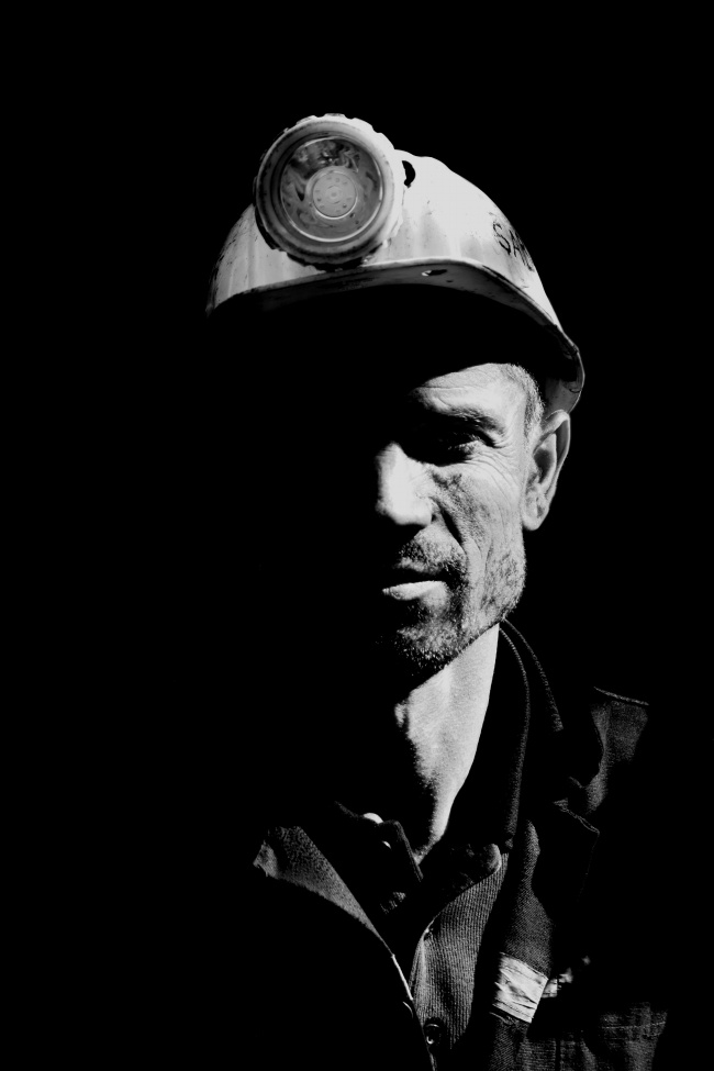 矿工生活肖像图片