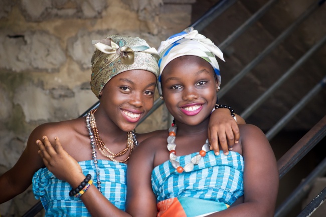 非洲黑人姐妹闺蜜图片