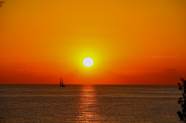 海上黄昏日落唯美图片
