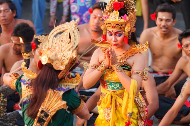 泰国传统舞蹈表演图片