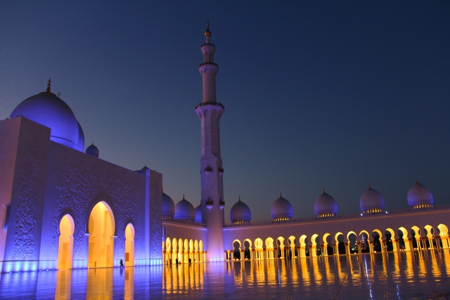 穆斯林清真寺夜景图片
