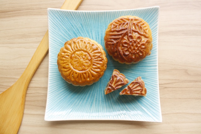广式五仁月饼图片