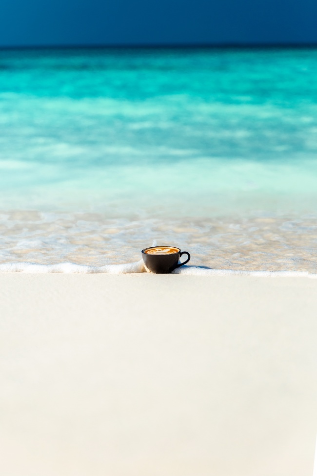 非主流海边咖啡图片
