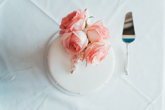 玫瑰花奶油蛋糕图片