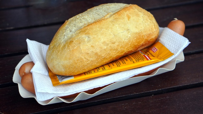 香肠面包图片