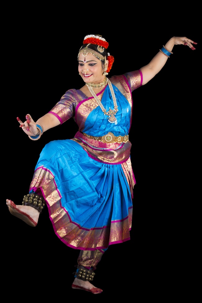 印度美女舞蹈动作图片