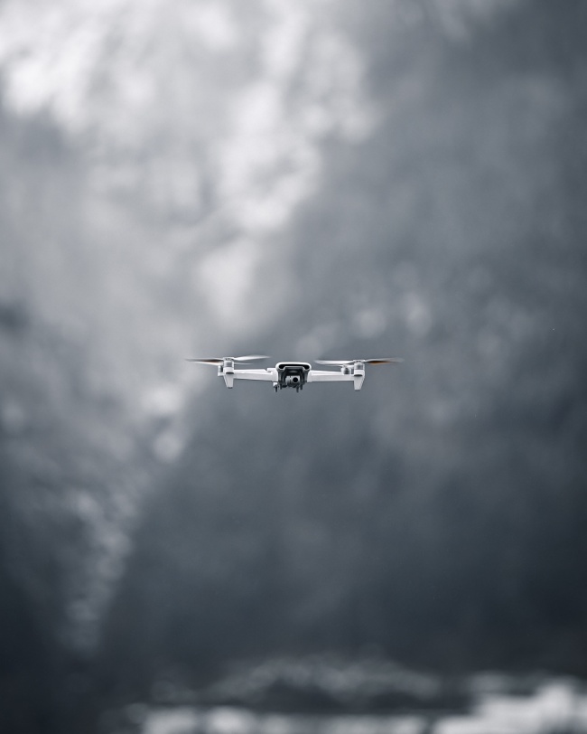 无人机科技飞行图片