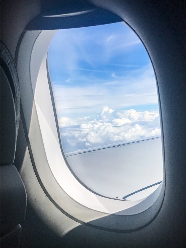 坐飞机窗外照片图片