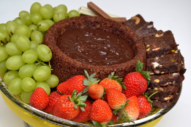 巧克力蛋糕水果图片