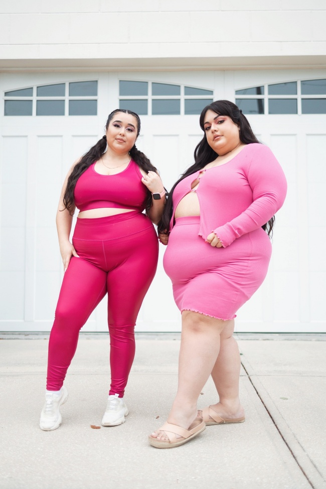 两个胖胖的女人图片